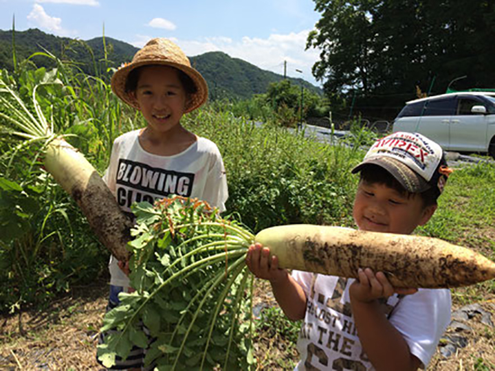 「みずがき山森の農園キャンプ場」(山梨県)